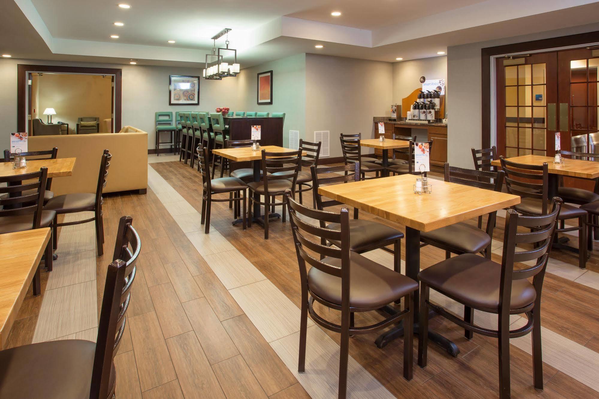 Holiday Inn Express Lexington Southwest Nicholasville By Ihg Экстерьер фото