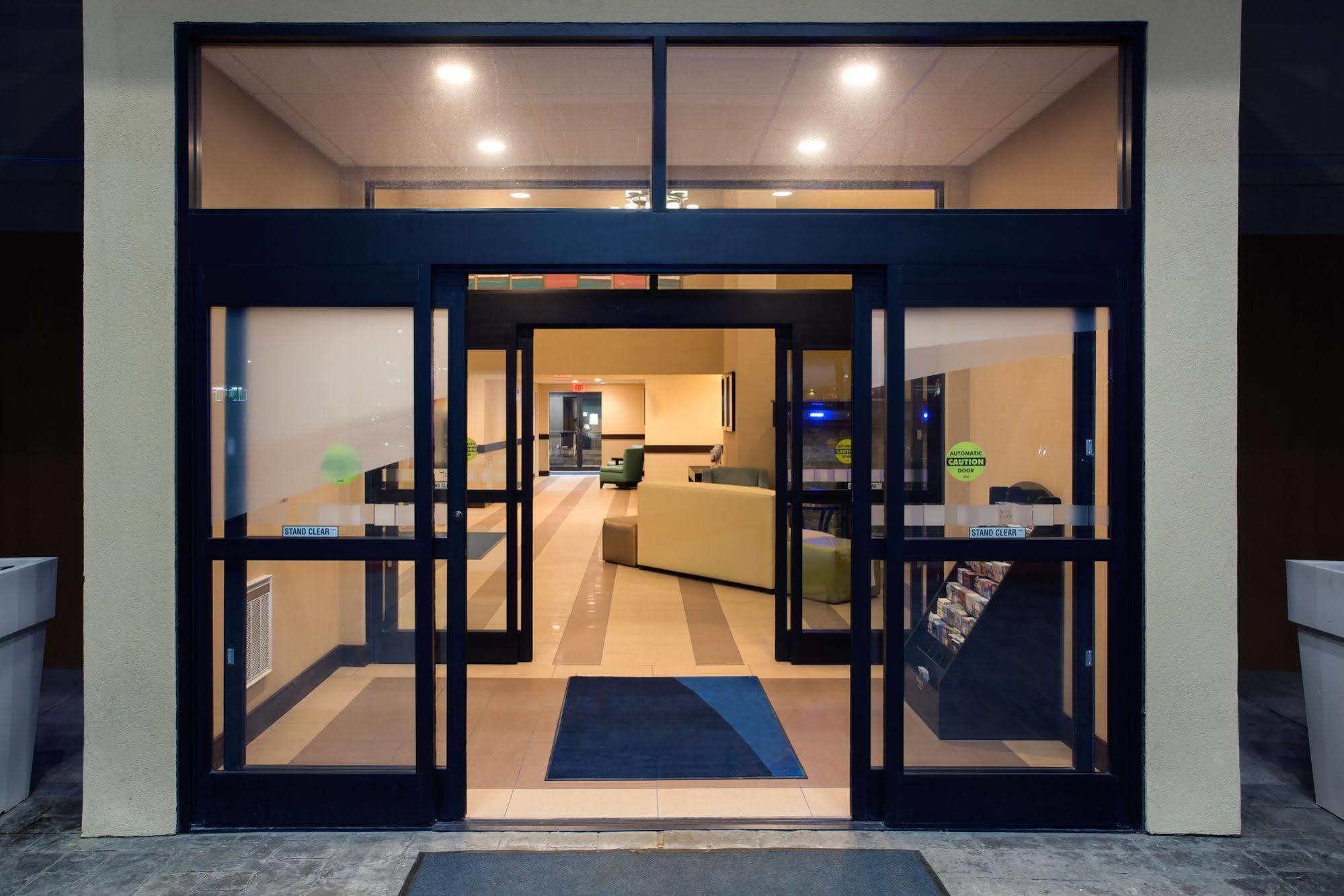 Holiday Inn Express Lexington Southwest Nicholasville By Ihg Экстерьер фото